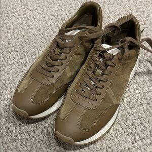 Vince Olive Sneakers